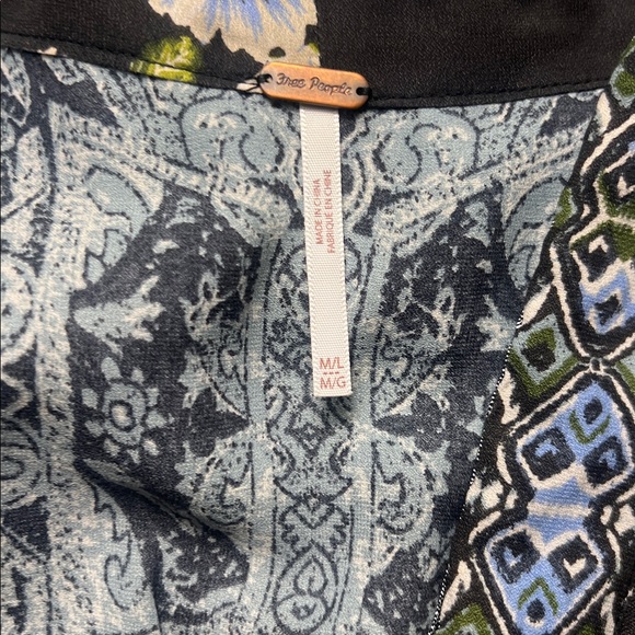 FREE PEOPLE, FLORAL, KIMONO STYLE JACKET, SIZE M - Picture 9 of 11